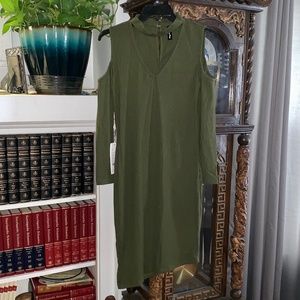 New Bodycon Dress w/Asymmetrical Hem, Shoulder Cutouts & V Neck w/Choker Sz 10